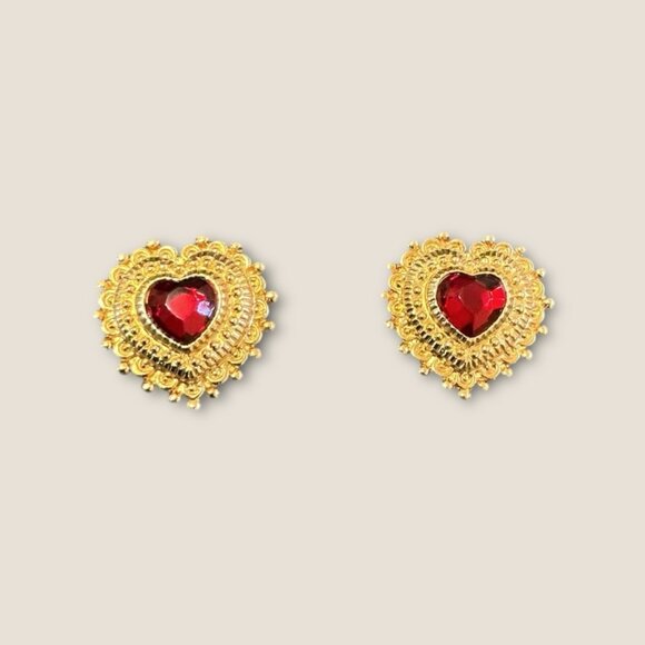 Vintage Avon Harmonious Hearts Gold Tone &  Red  Earrings - Picture 2 of 3